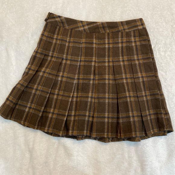 SHEIN Dresses & Skirts - SHEIN Brown Plaid Pleated Skater Skirt